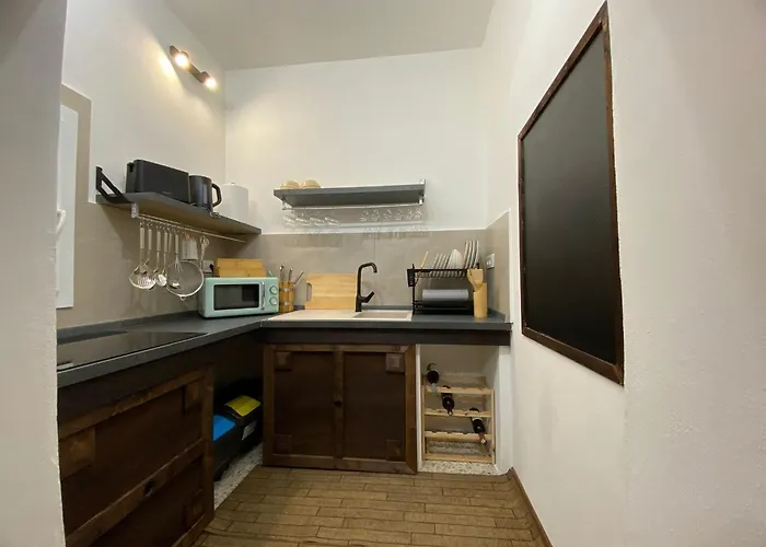 L ' Aurora Apartment *