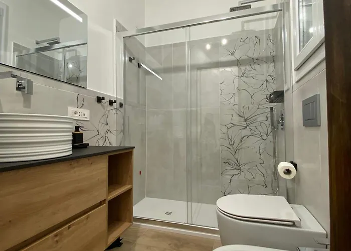 L ' Aurora Apartment *